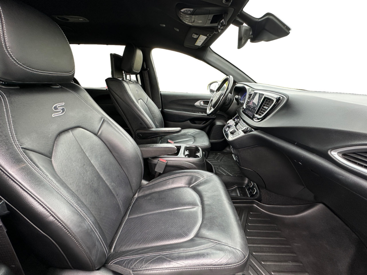 Chrysler Pacifica Touring L Plus FWD 2019