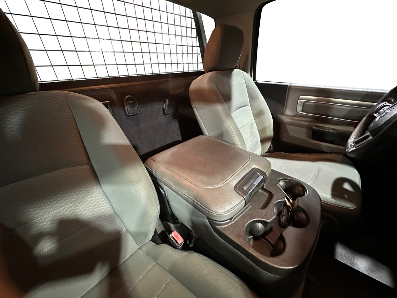 RAM 1500 Tradesman 4x2 Regular Cab 8' Box 2017