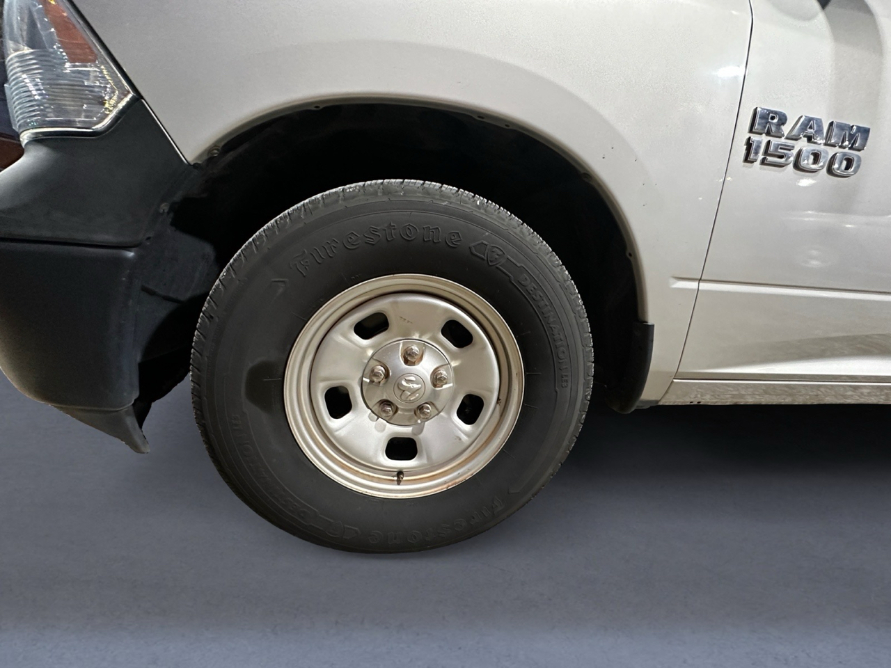 RAM 1500 Tradesman 4x2 Regular Cab 8' Box 2017