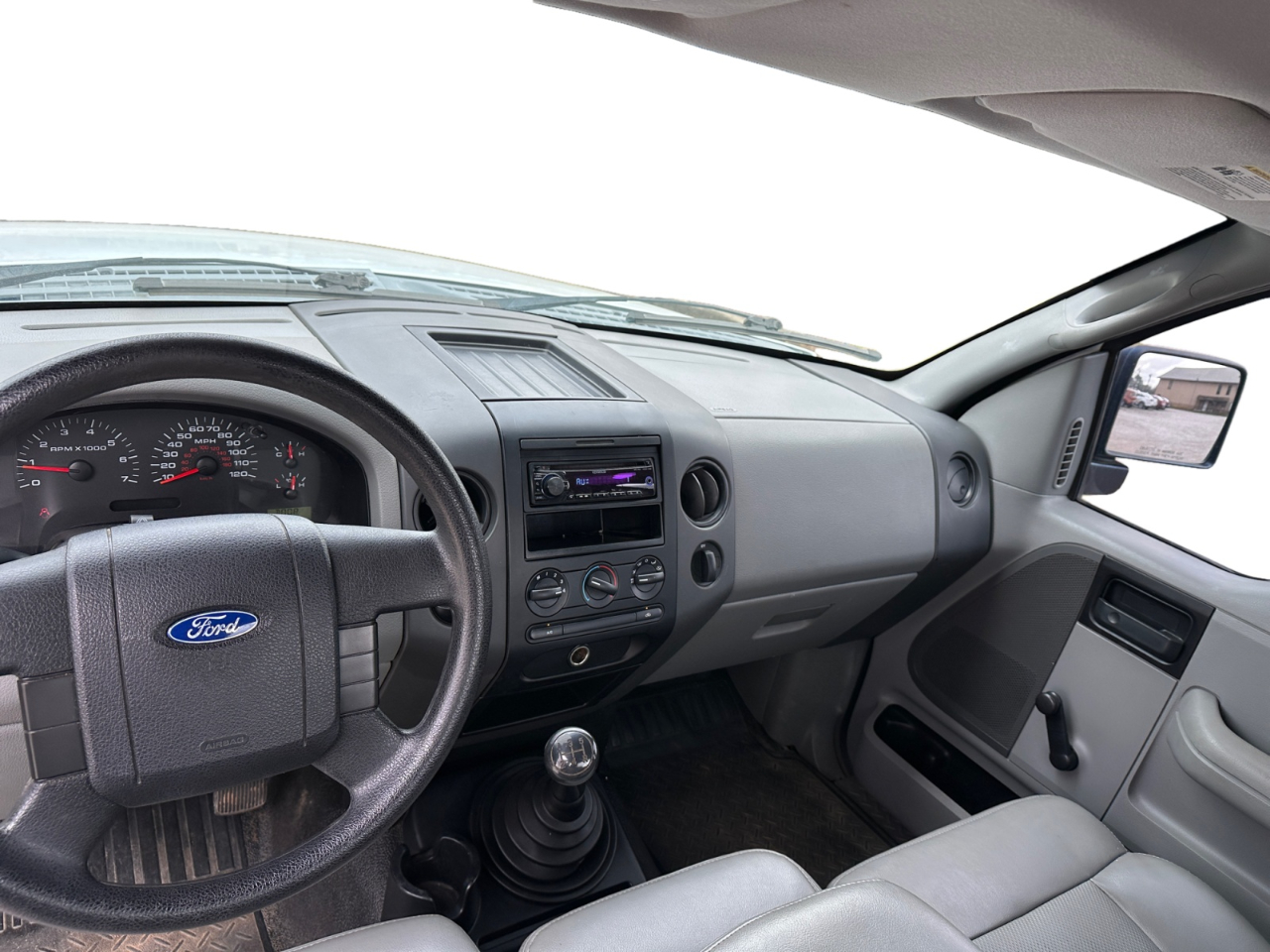 Ford F-150 2WD Reg Cab 126" XL 2007