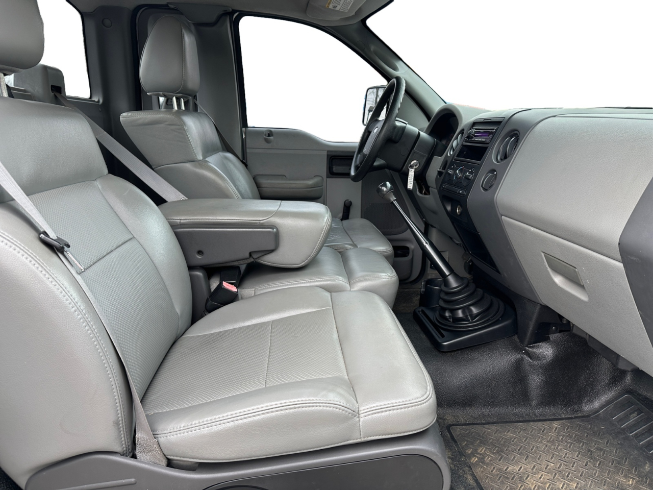 Ford F-150 2WD Reg Cab 126" XL 2007