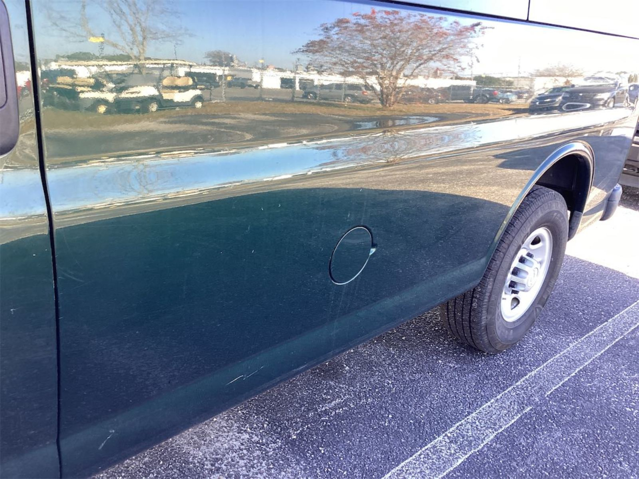 Chevrolet Express Passenger RWD 2500 135" LS 2015