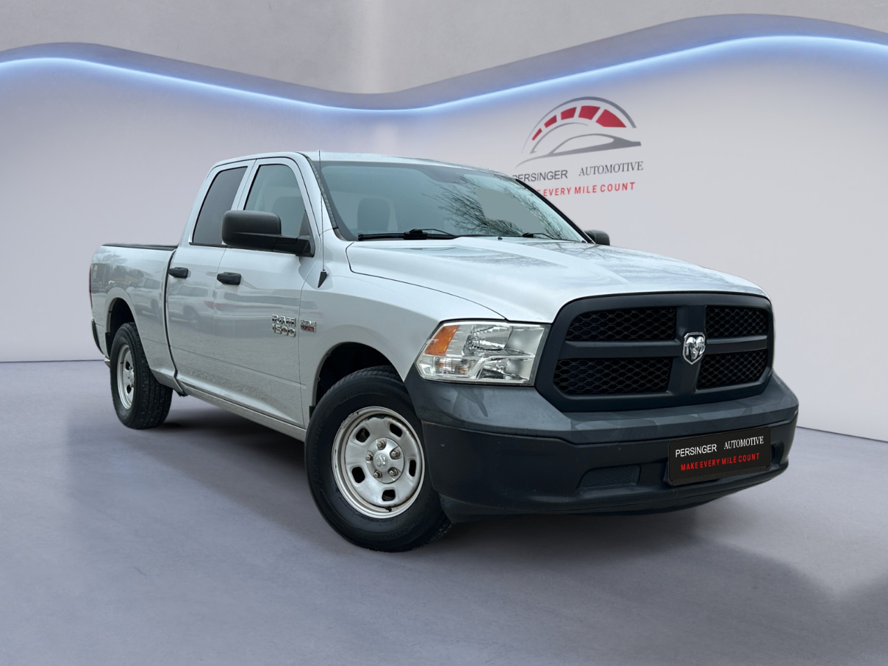 RAM 1500 2WD Quad Cab 140.5" Tradesman 2016