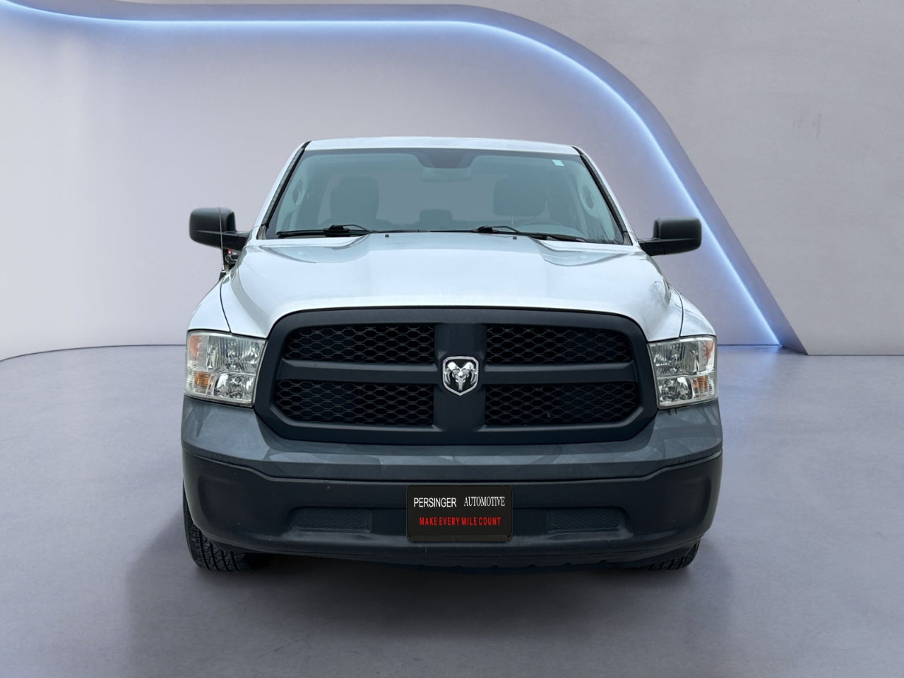 RAM 1500 2WD Quad Cab 140.5" Tradesman 2016