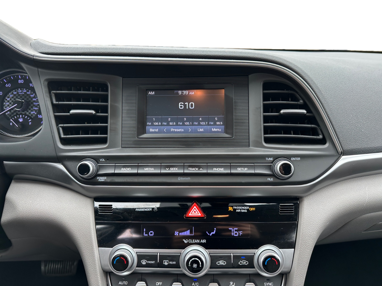 Hyundai Elantra SE 2020