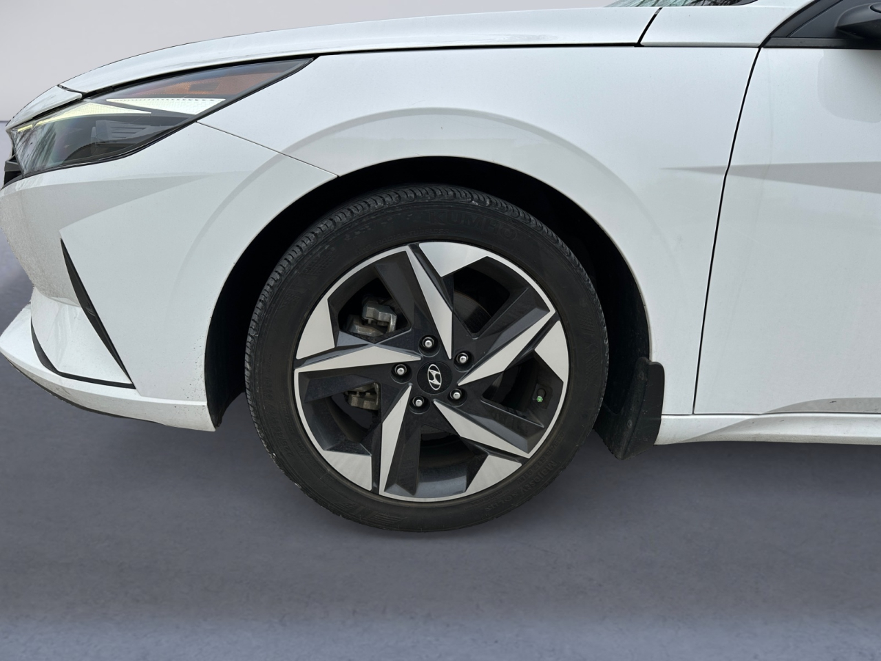 Hyundai Elantra SEL 2023