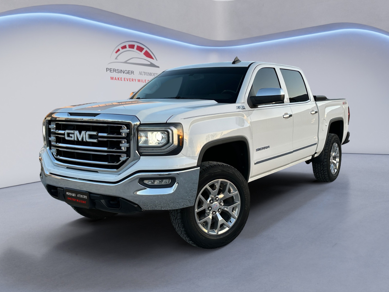 GMC Sierra 1500 4WD Crew Cab 143.5" SLT 2018