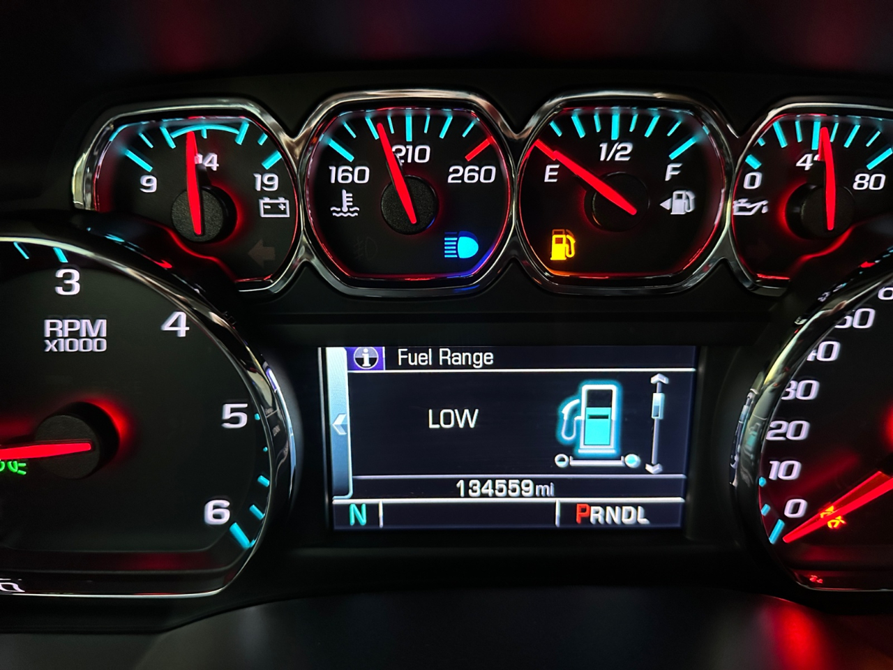 GMC Sierra 1500 4WD Crew Cab 143.5" SLT 2018