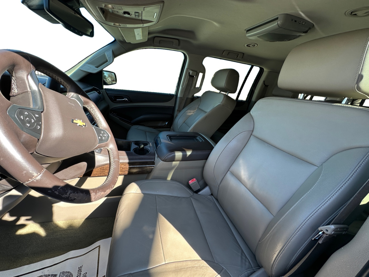 Chevrolet Suburban 2WD 4dr 1500 LT 2016