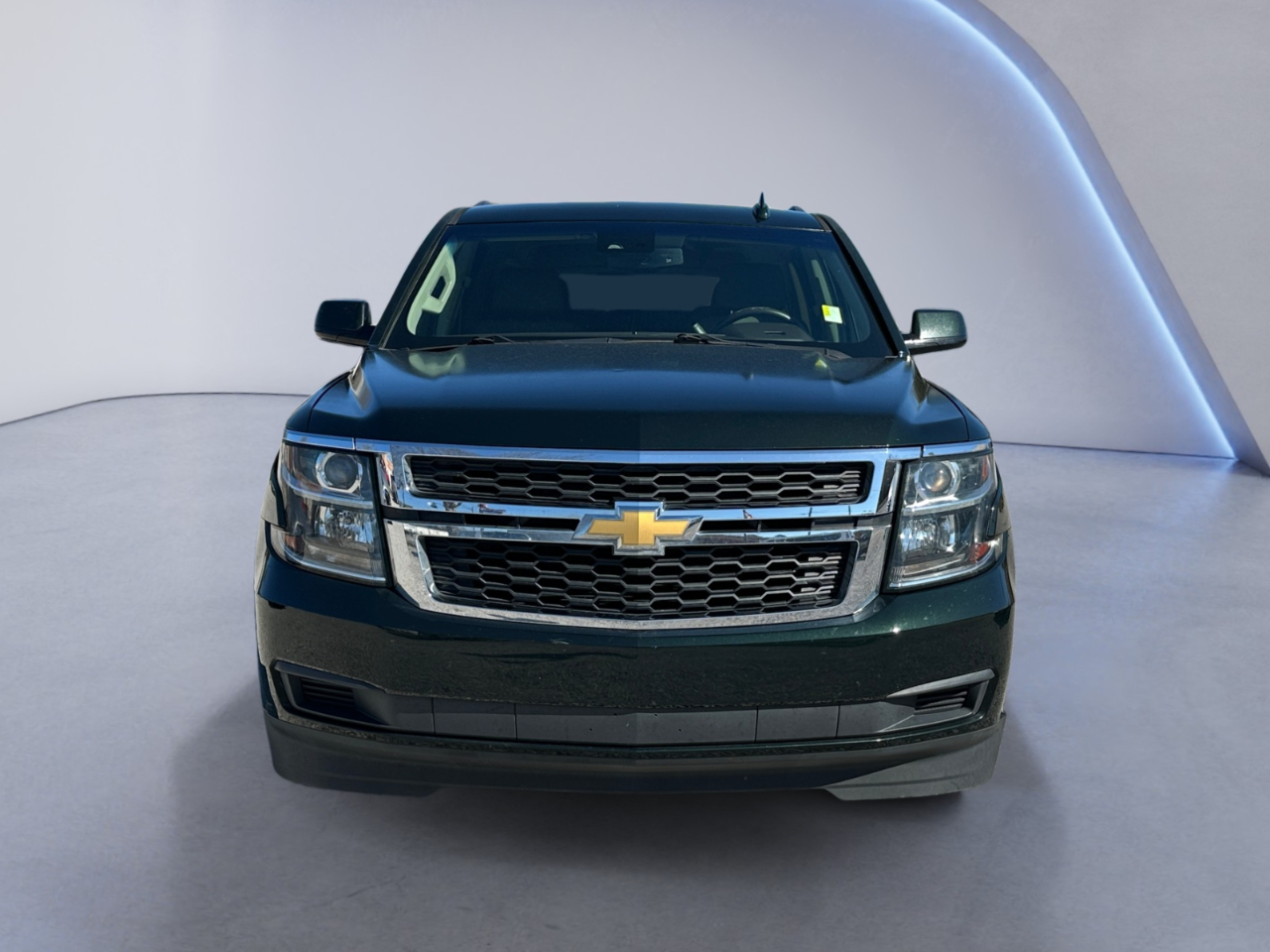 Chevrolet Suburban 2WD 4dr 1500 LT 2016