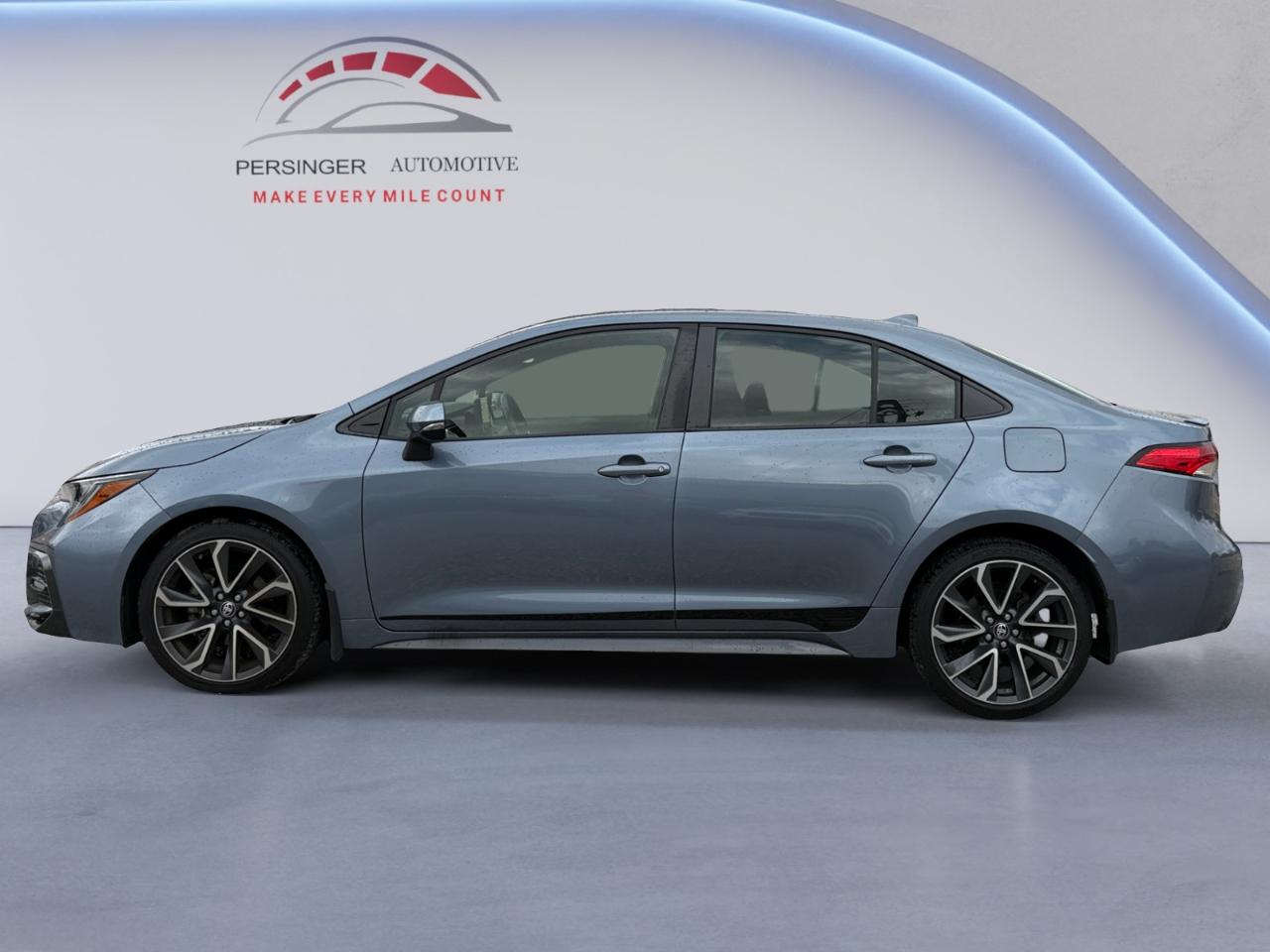 Toyota Corolla SE CVT (Natl) 2022