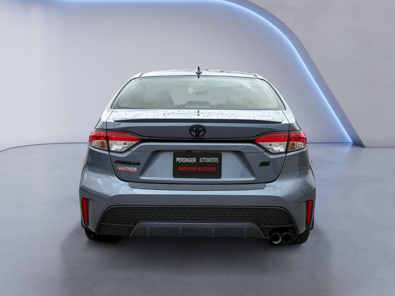 Toyota Corolla SE CVT (Natl) 2022