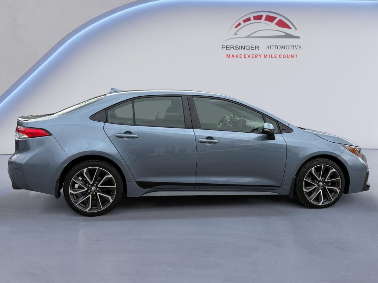 Toyota Corolla SE CVT (Natl) 2022