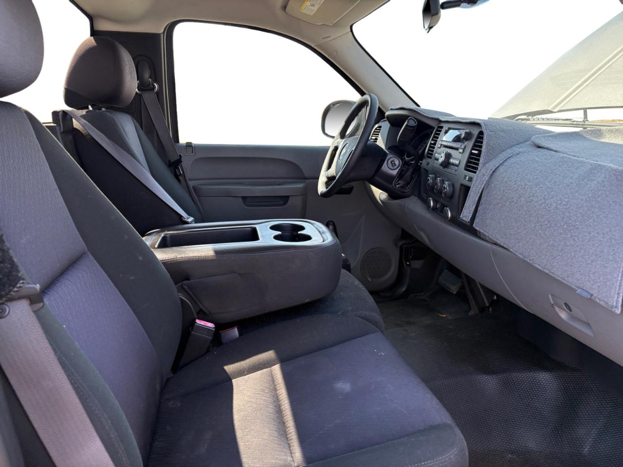 Chevrolet Silverado 1500 2WD Reg Cab 119.0" Work Truck 2012