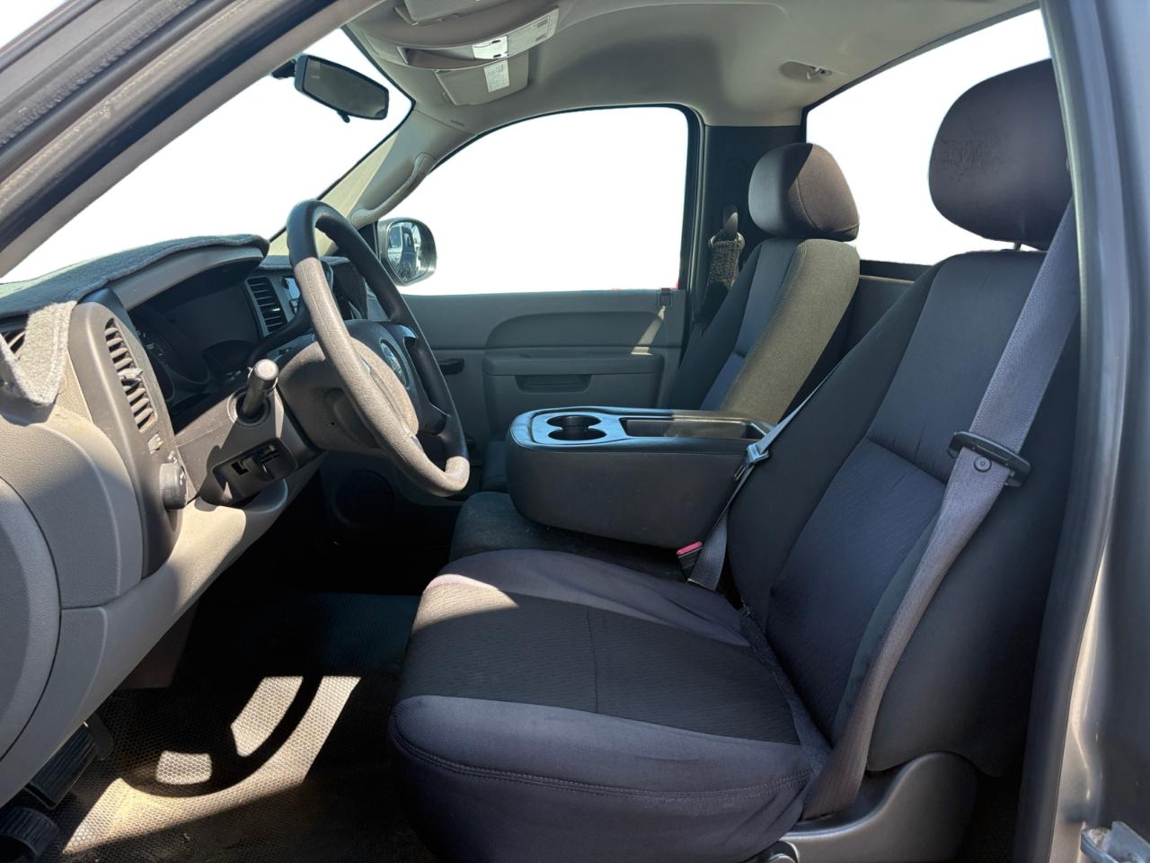 Chevrolet Silverado 1500 2WD Reg Cab 119.0" Work Truck 2012