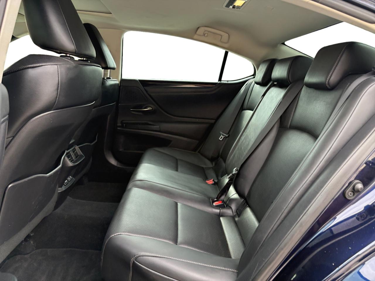 Lexus ES ES 350 FWD 2021