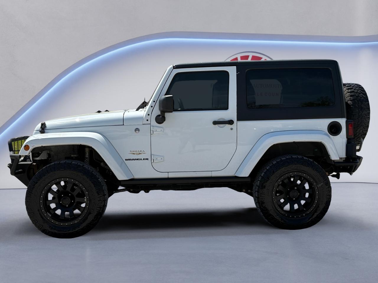 2013 Jeep Wrangler 4WD 2dr Sahara