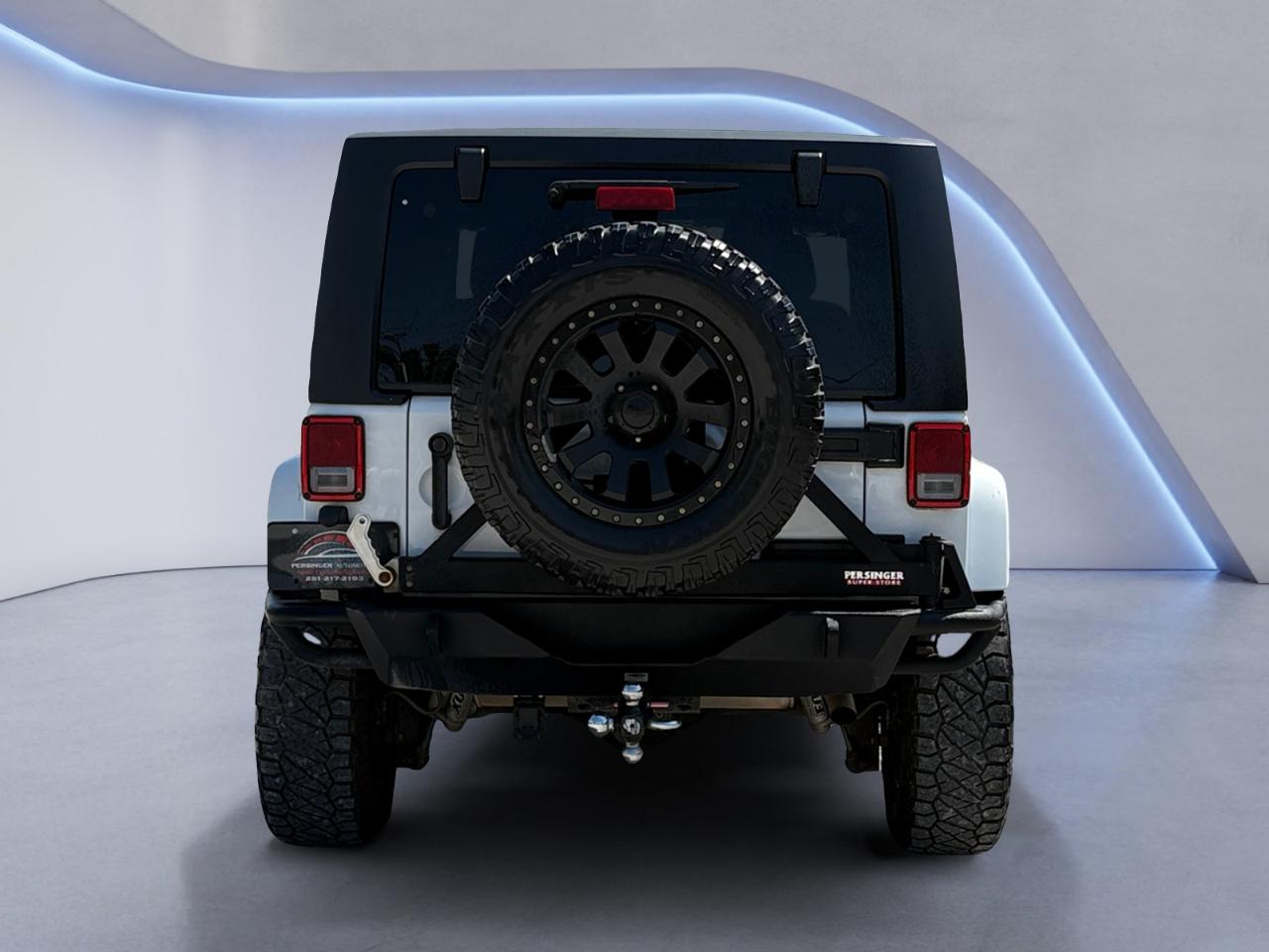 Jeep Wrangler 4WD 2dr Sahara 2013