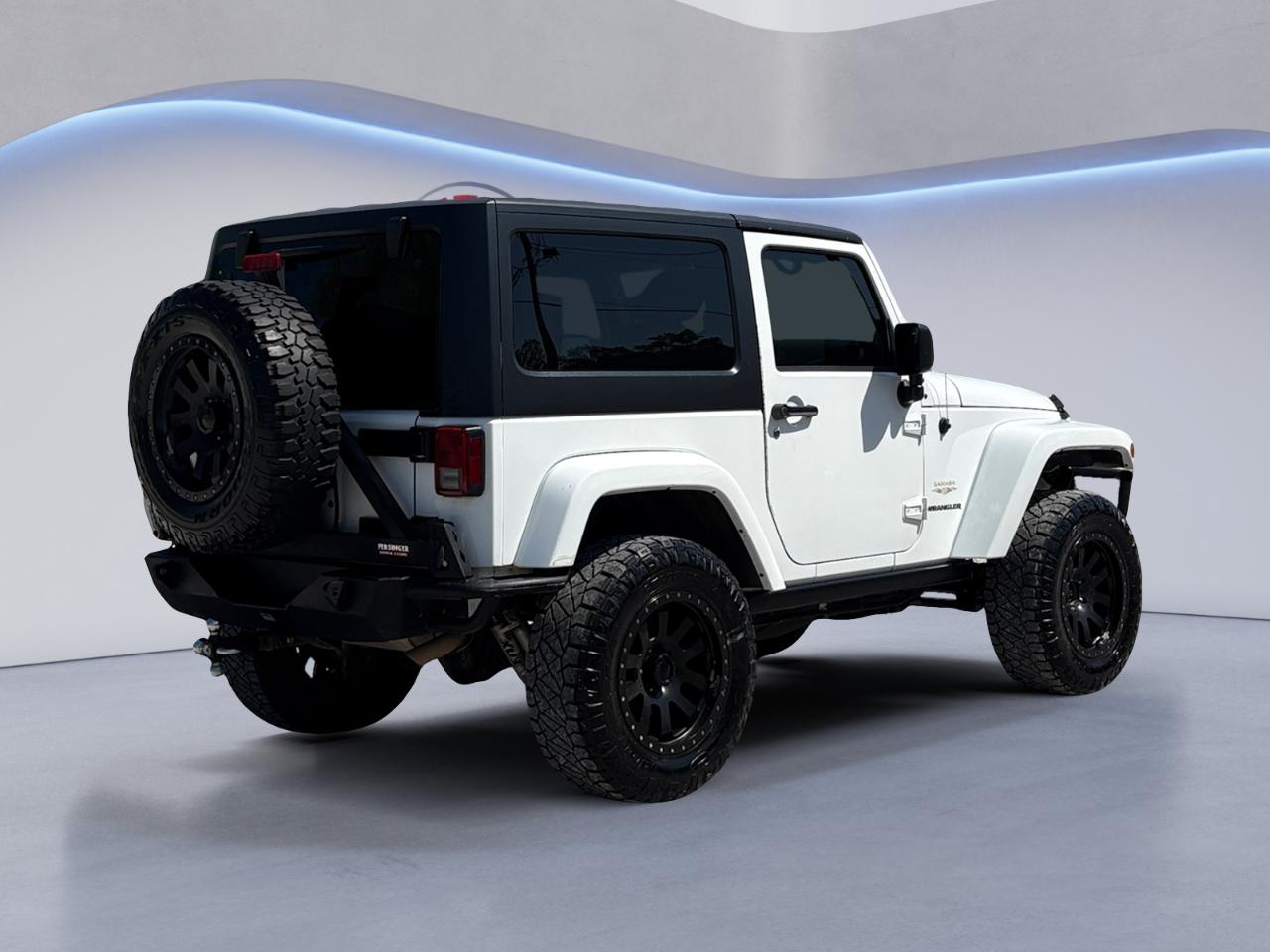 Jeep Wrangler 4WD 2dr Sahara 2013