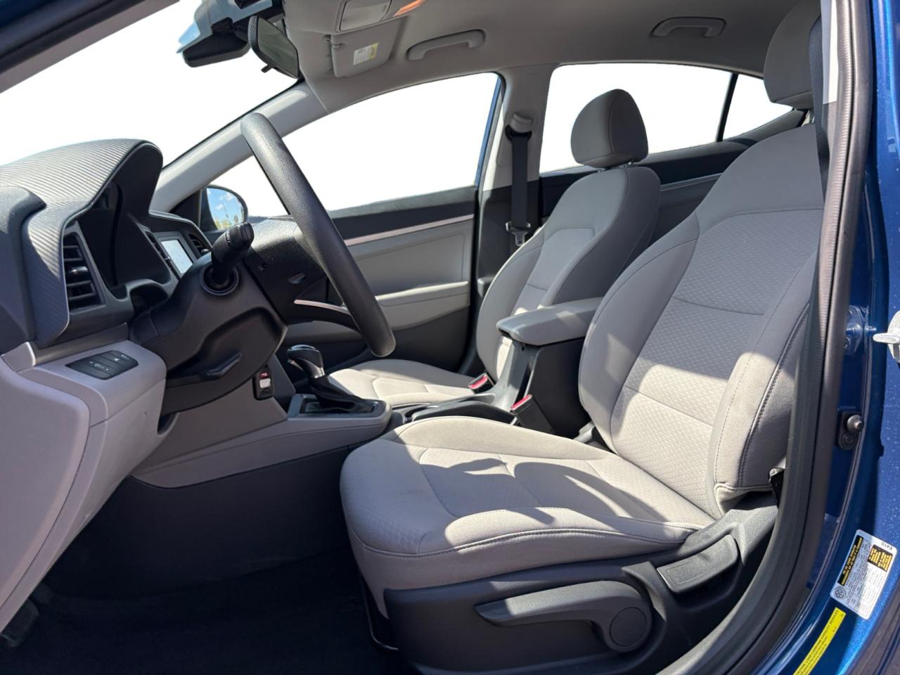 Hyundai Elantra SE IVT 2020