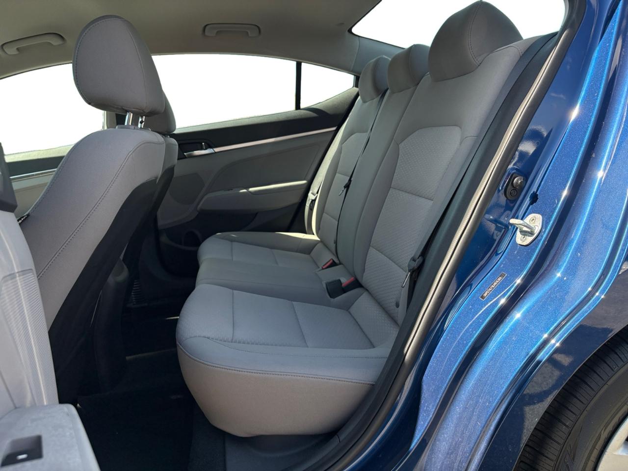 Hyundai Elantra SE IVT 2020