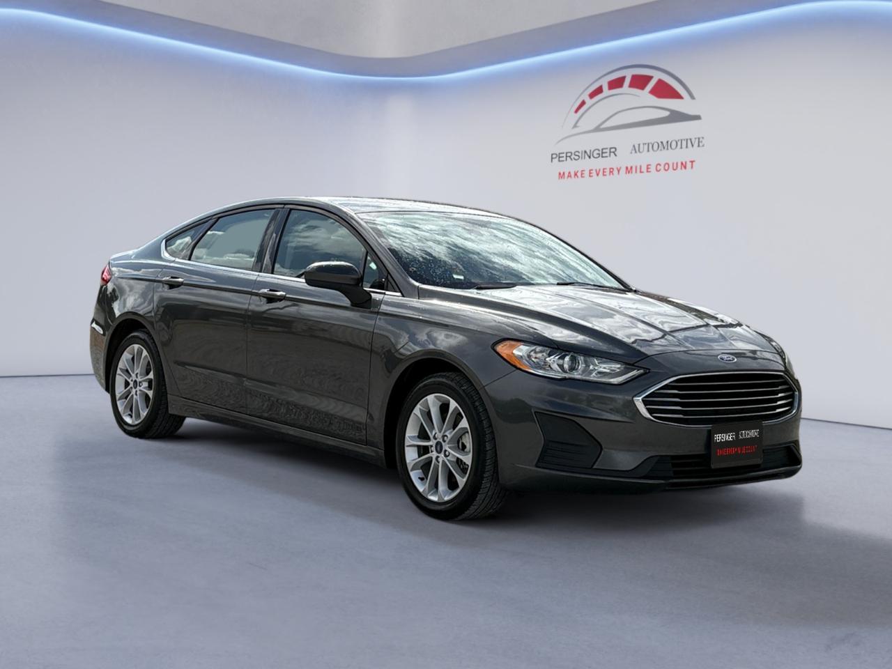 Ford Fusion Hybrid SE 2020