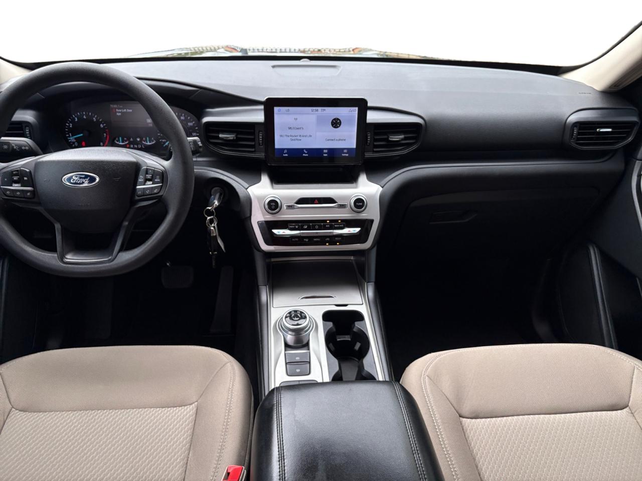 Ford Explorer Base 2022