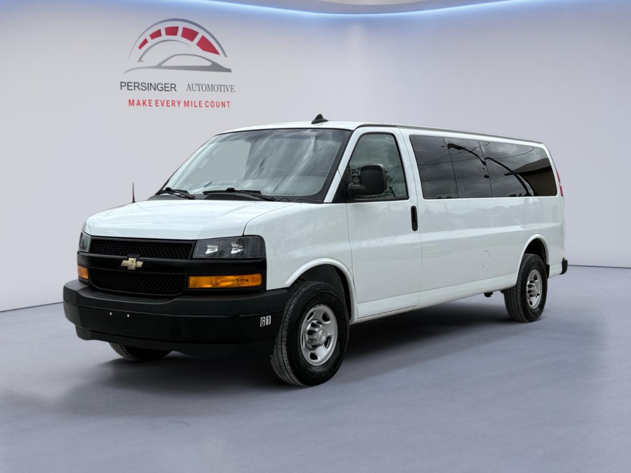 2021 Chevrolet Express Passenger RWD 3500 155" LS