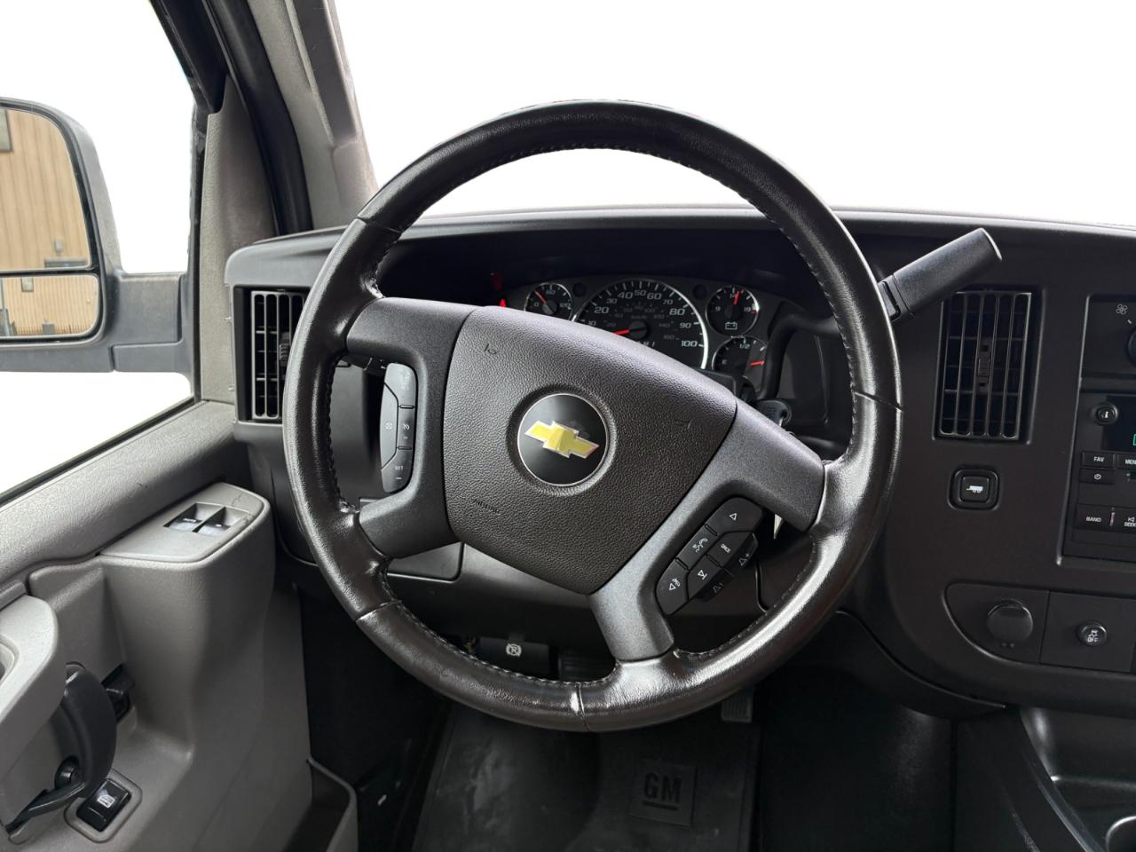 Chevrolet Express Passenger RWD 3500 155" LS 2021