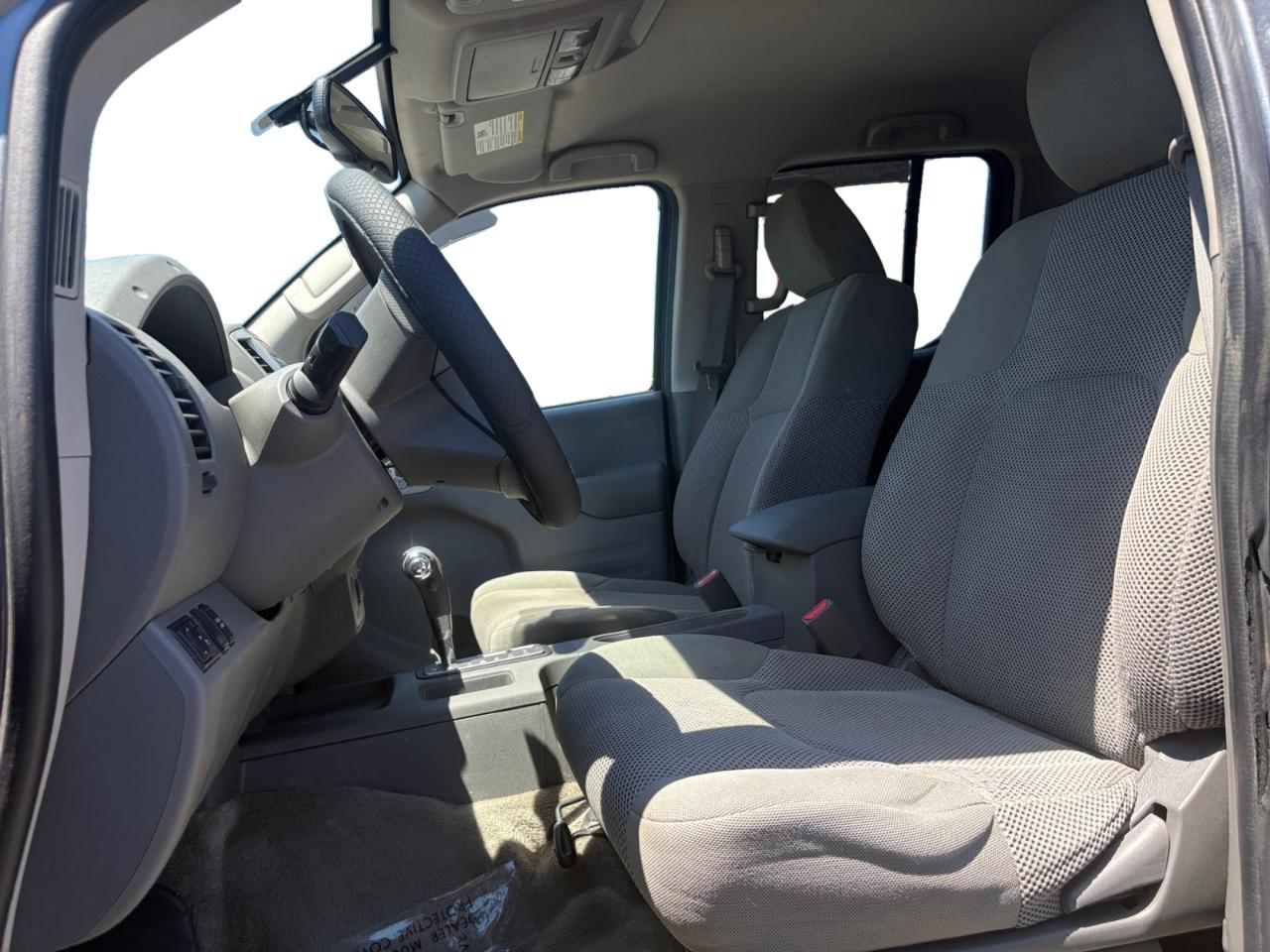 Nissan Frontier Crew Cab 4x2 SV V6 Auto 2018