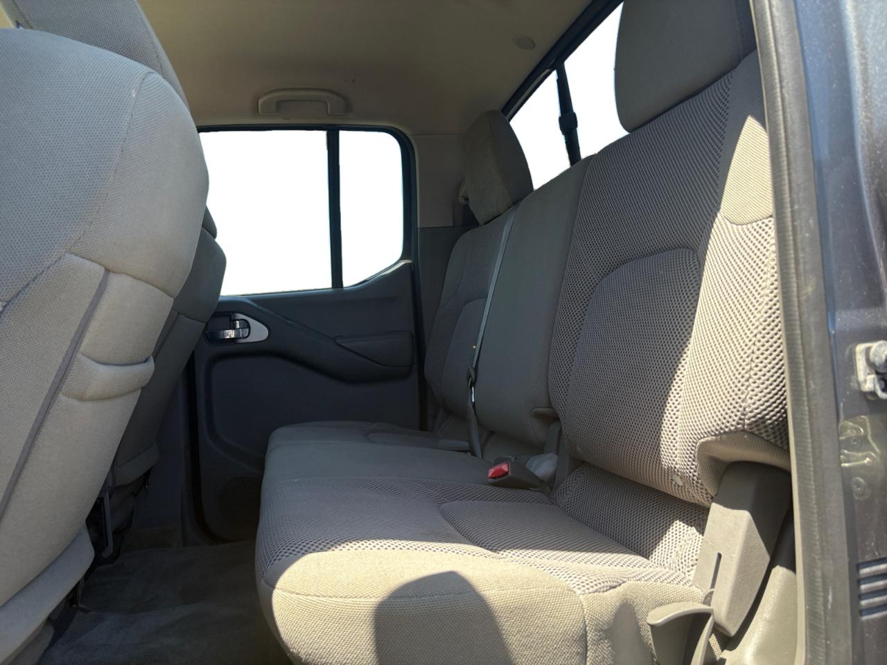 Nissan Frontier Crew Cab 4x2 SV V6 Auto 2018