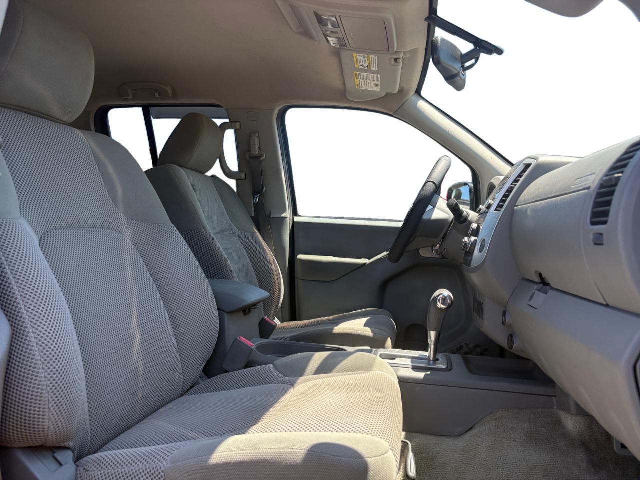 Nissan Frontier Crew Cab 4x2 SV V6 Auto 2018