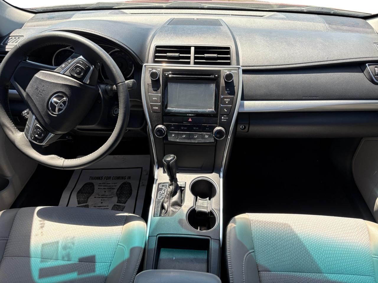 Toyota Camry XLE Auto (Natl) 2017