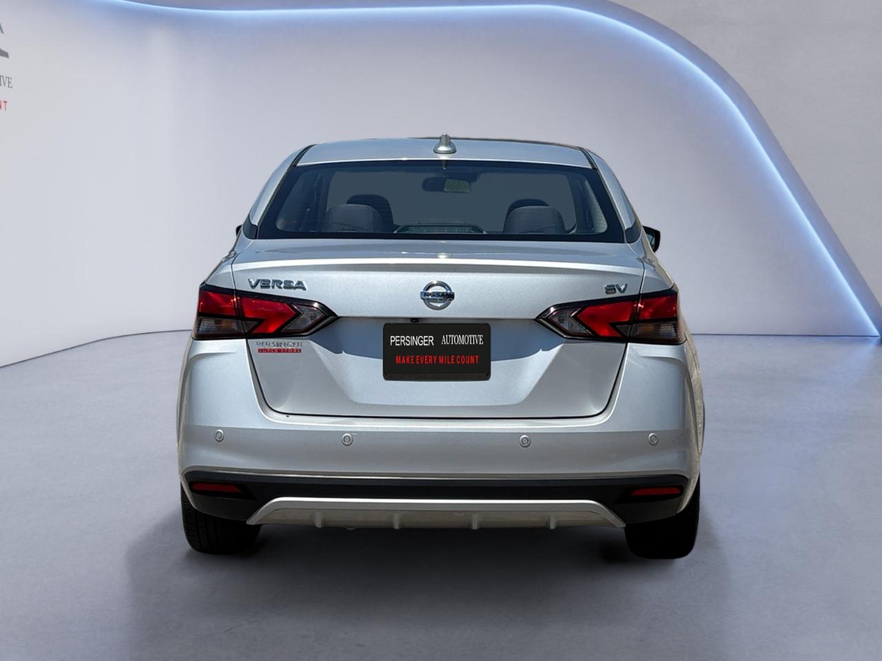 Nissan Versa SV CVT 2022