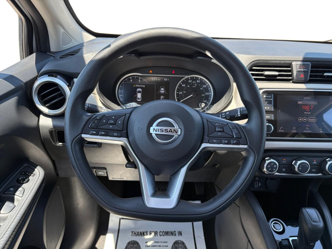 Nissan Versa SV CVT 2022