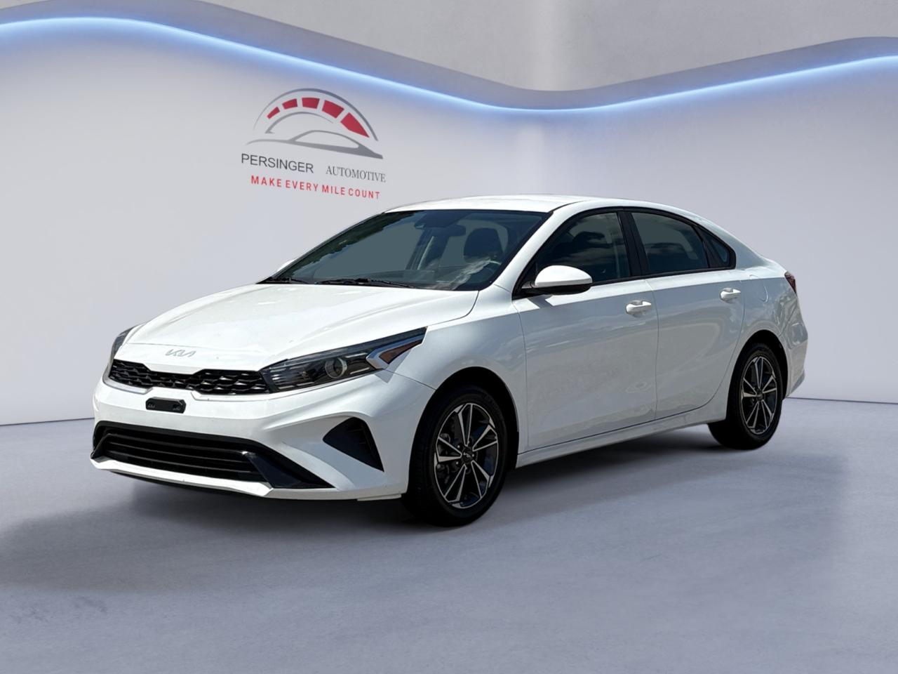 2023 Kia Forte LXS IVT