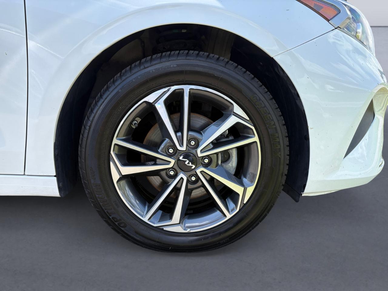 Kia Forte LXS IVT 2023