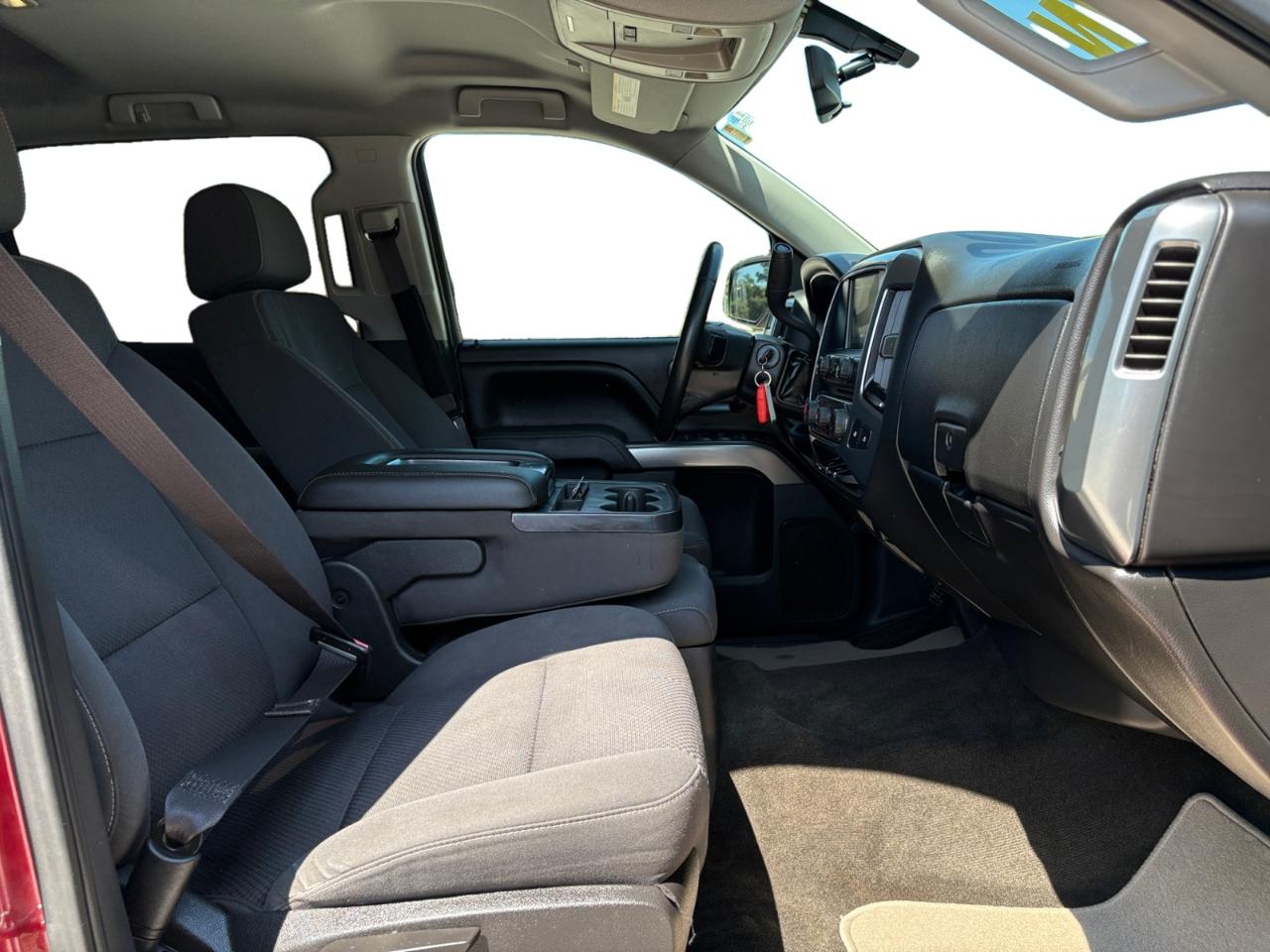 Chevrolet Silverado 1500 2WD Crew Cab 143.5" LT w/1LT 2016