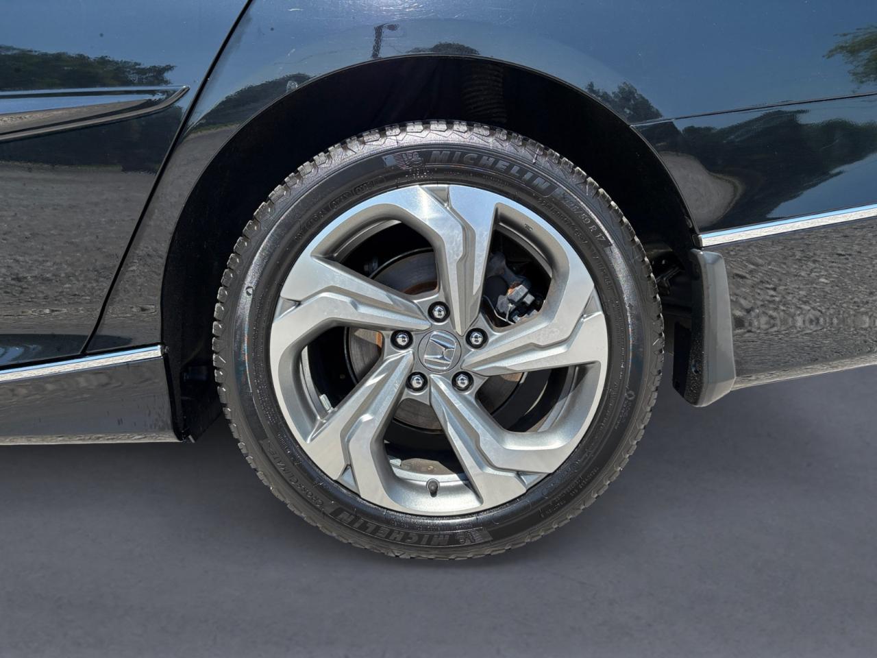 Honda Accord Sedan EX-L 2.0T Auto 2019