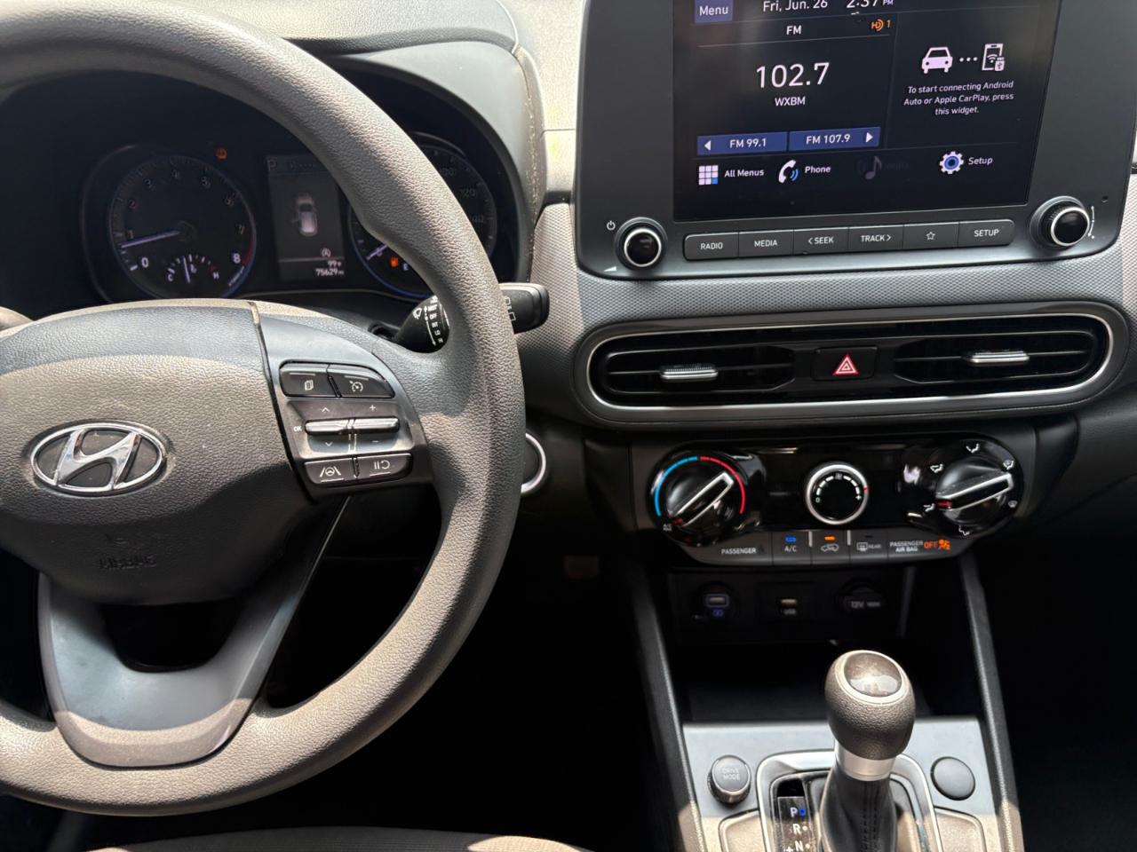 Hyundai Kona SEL Auto FWD 2022