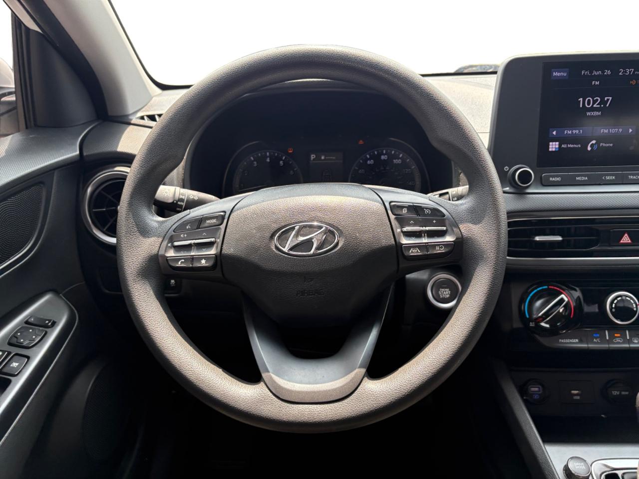 Hyundai Kona SEL Auto FWD 2022