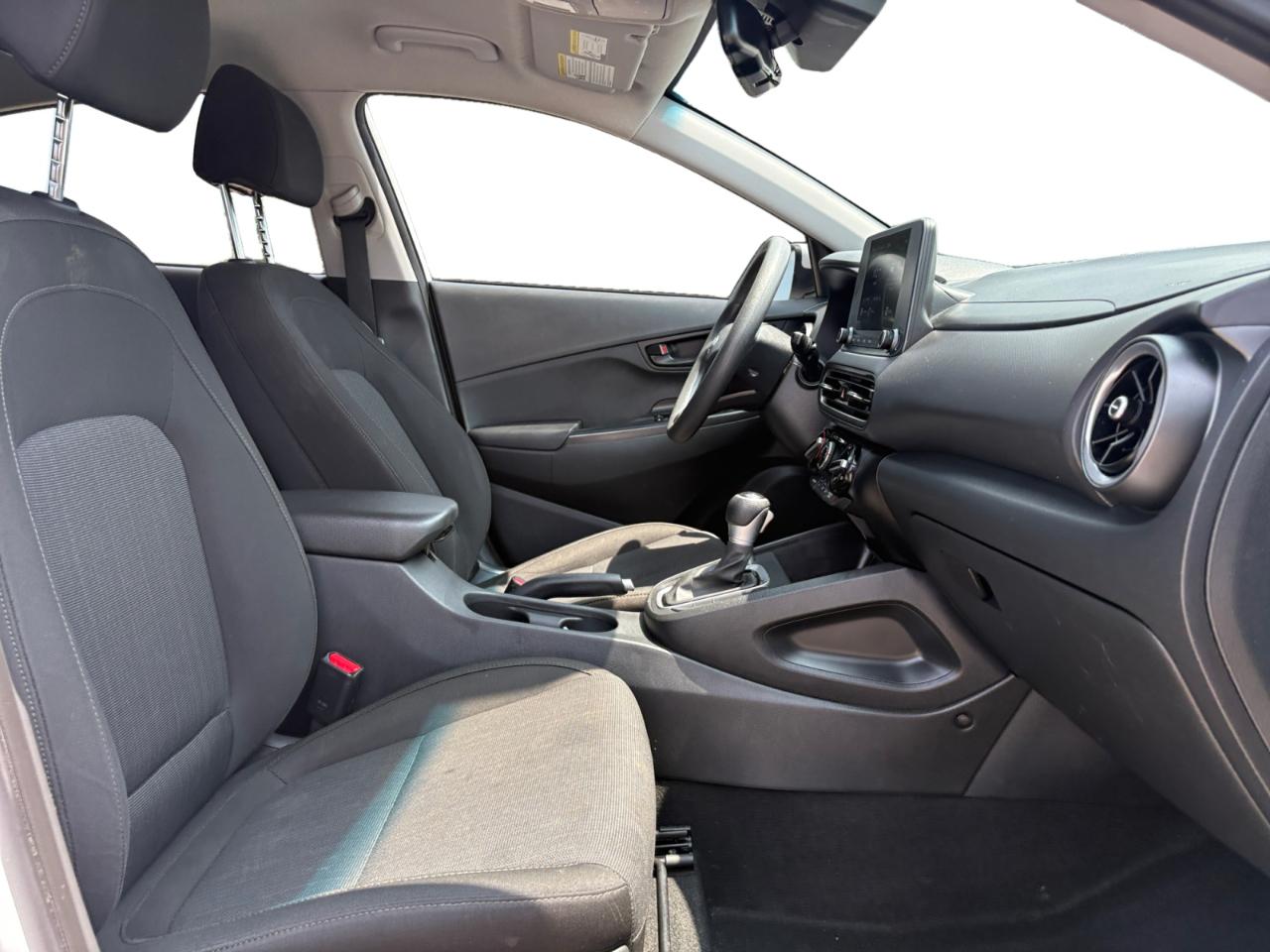 Hyundai Kona SEL Auto FWD 2022