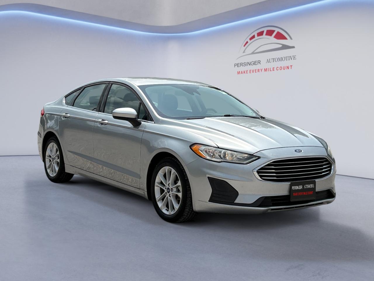 Ford Fusion Hybrid SE FWD 2020