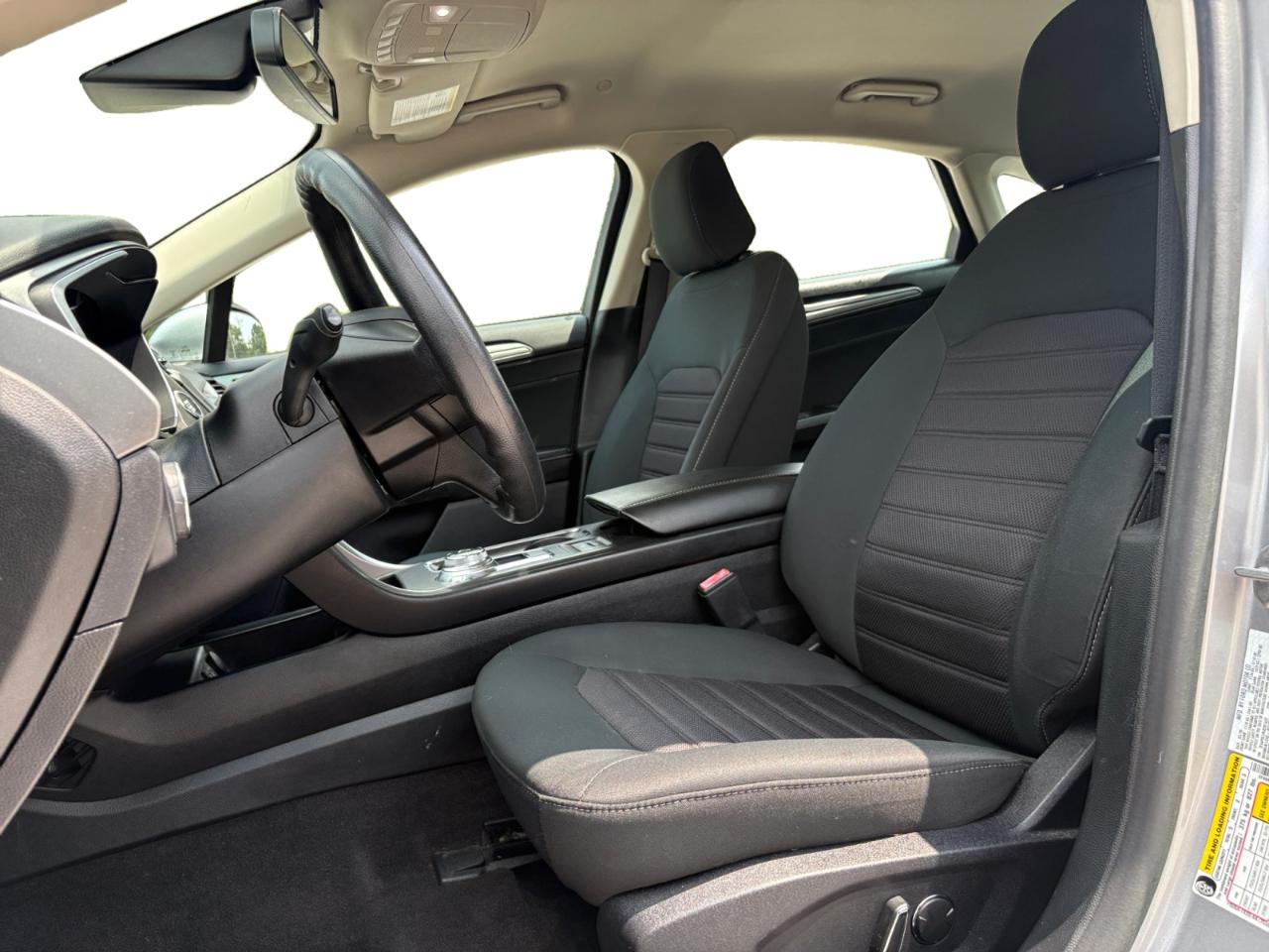 Ford Fusion Hybrid SE FWD 2020