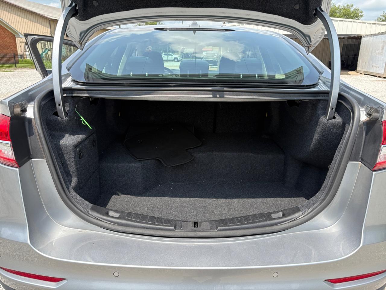 Ford Fusion Hybrid SE FWD 2020