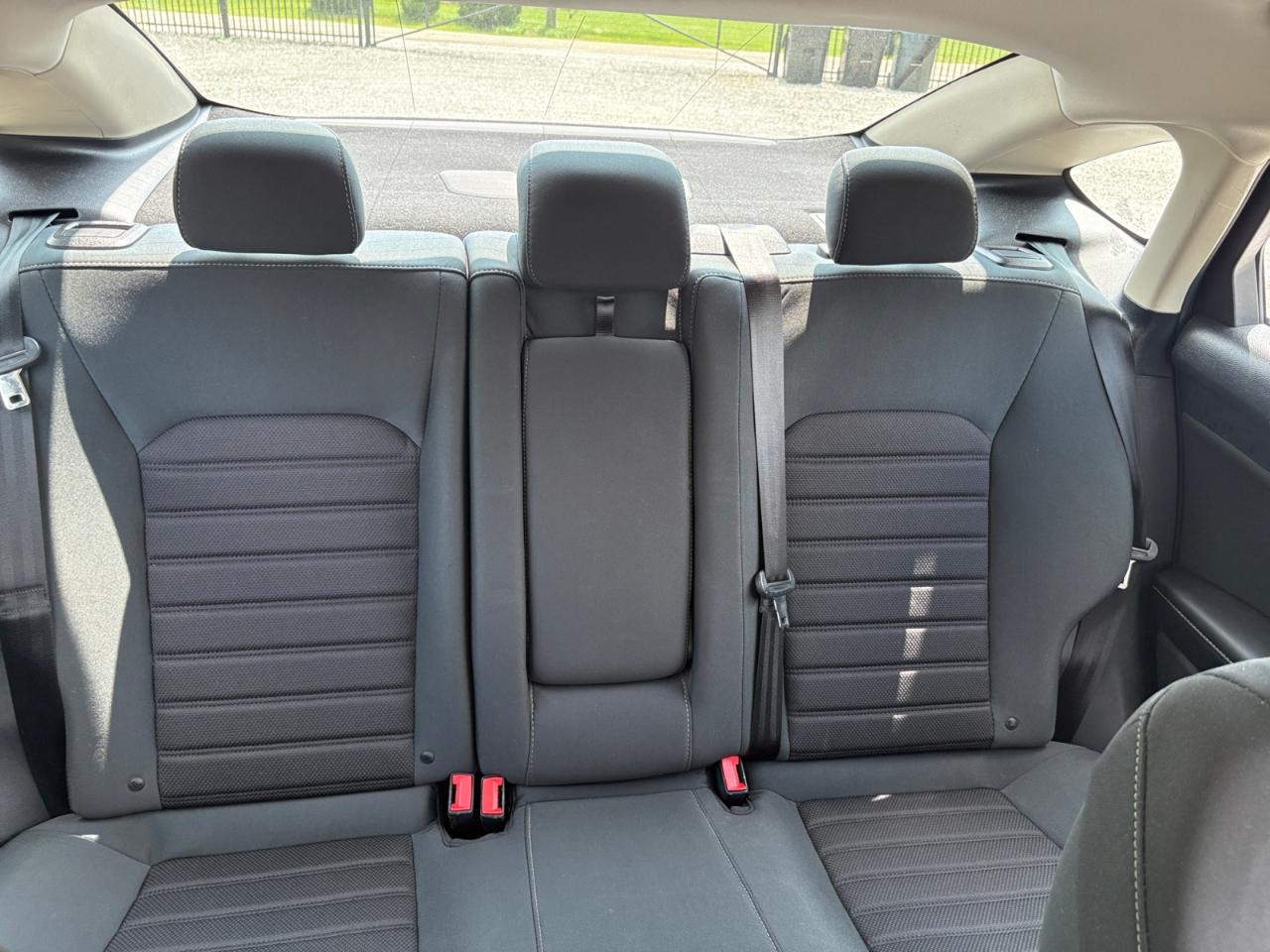 Ford Fusion Hybrid SE FWD 2020
