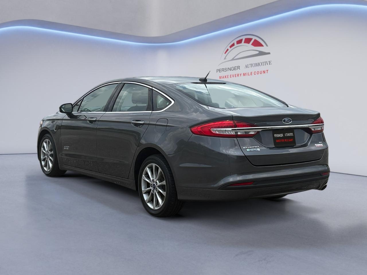 Ford Fusion Energi SE FWD 2018