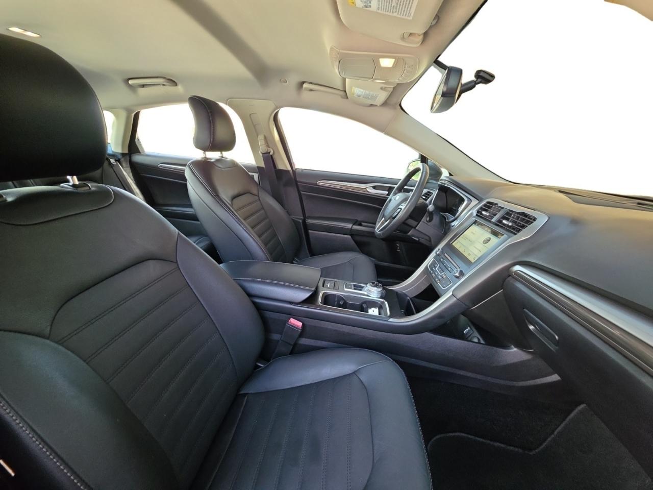 Ford Fusion Energi SE FWD 2018