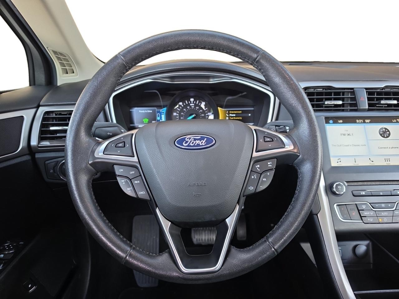 Ford Fusion Energi SE FWD 2018