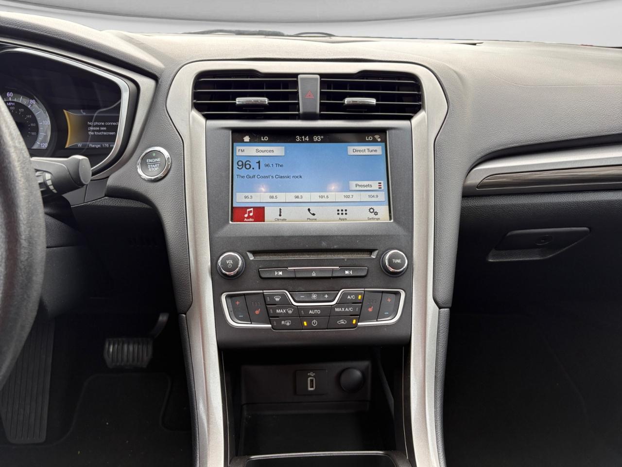 Ford Fusion Energi SE FWD 2018